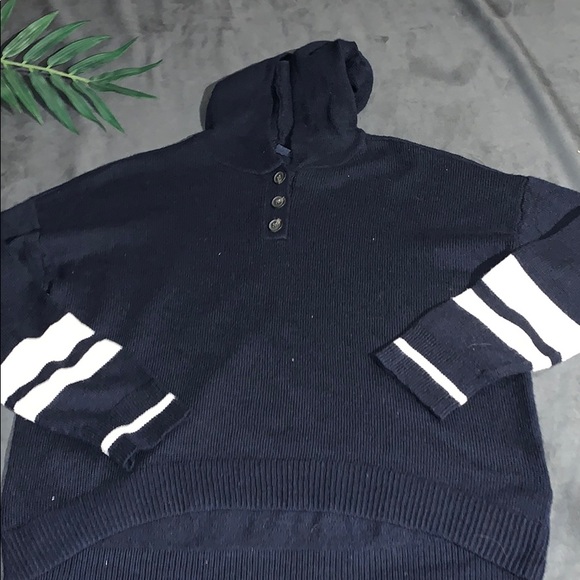 American eagle hooded sweatshirt